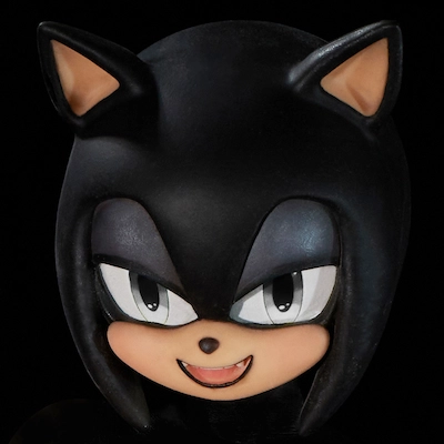Aria Gray Black Eyes